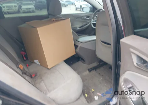 2018 Chevrolet Malibu Lt из США, поврежденный, VIN 1G1ZD5ST6JF172332